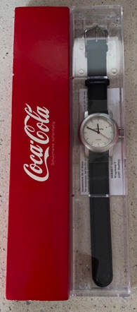 3128-1 € 10,00 coca cola horloge zwart bandje.jpeg